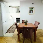 House טוזלה