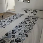 House * Tuzla
