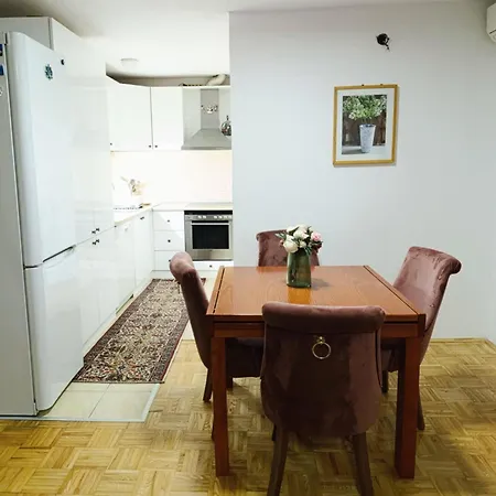 House Tuzla